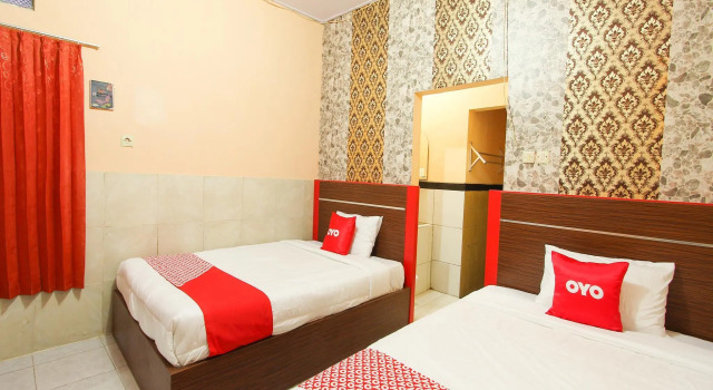 OYO 1594 Al Firdausi Residence