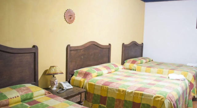 Hotel Posada del Hermano Pedro, Book Hotel Hotels in Zacatepeques with Parking, Parking