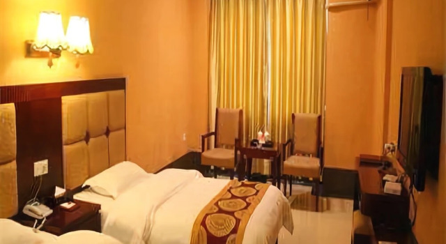 Huayi Youjia Hotel (Shaoguan Qujiang District Nanhua Temple), Rezervovat Hotel Hotely v Guangdong s bazénem, Bazén