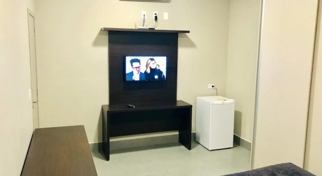 Pleione Flats, Забронировать Отель Отели Куритиба с парковкой, рядом с Торговый центр Estacao, Парковка