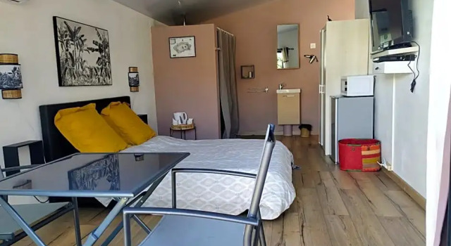 L'evidence St Andre, Book Hotel Hoteller i Saint-Benoit med pool, Swimmingpool