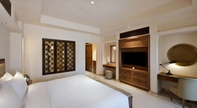 Двухместный номер Superior с балконом и с красивым видом из окна Al Wathba, a Luxury Collection Desert Resort & Spa, Abu Dhabi