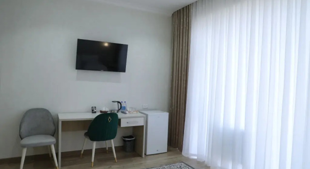Люкс Status Hotel (Статус)