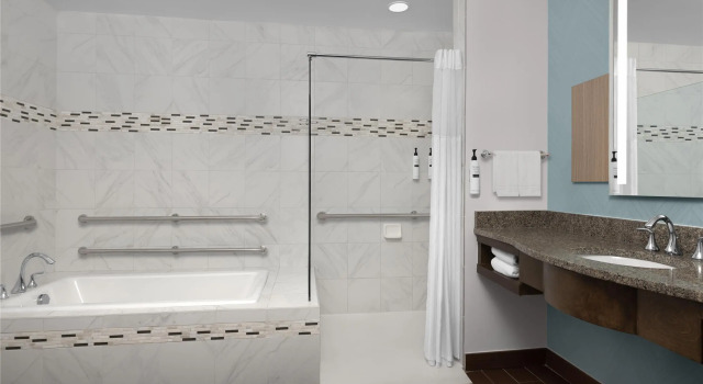 Номер Standard c 1 комнатой Hilton Garden Inn Greensboro Airport