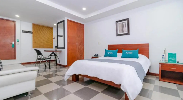 Двухместная студия Deluxe MV Hotel Kafir - Corferias, G12, Embajada EEUU