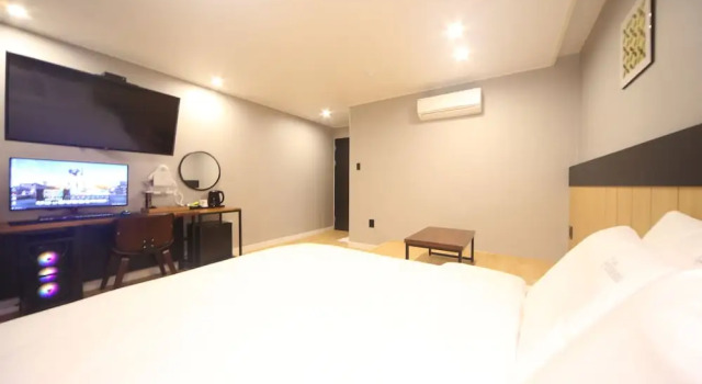 Семейный номер Deluxe The Stone Bridge Hotel Sasang