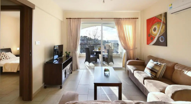 Апартаменты Chloraka Terrace Apartments