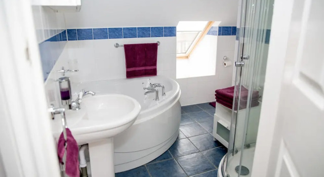 Четырёхместный номер Standard Bay Tree House Bed & Breakfast