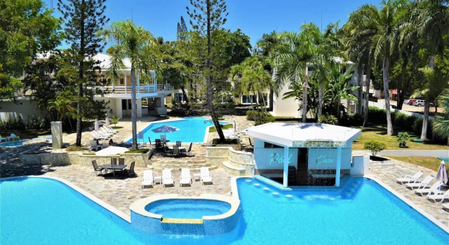 Двухместный номер Standard с видом на бассейн Tropical Casa Laguna