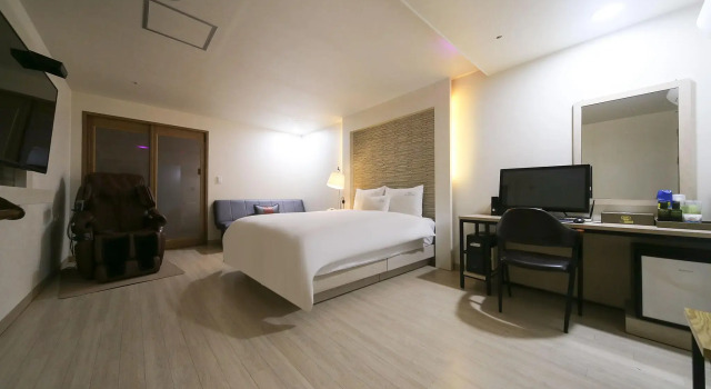 CNN Hotel, Prenota Hotel Changwon Sud Gyeongsang