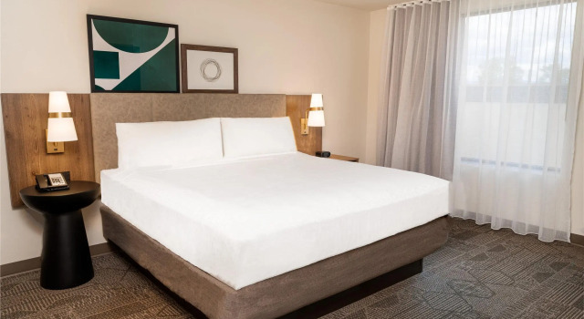 Люкс с 2 комнатами Staybridge Suites - Temecula - Wine Country by IHG