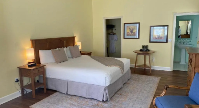 Номер Premium Elm House Inn