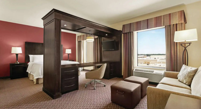 Студия Hampton Inn & Suites Enid