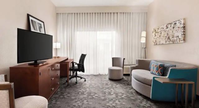 Номер Standard Courtyard by Marriott Tulsa Central