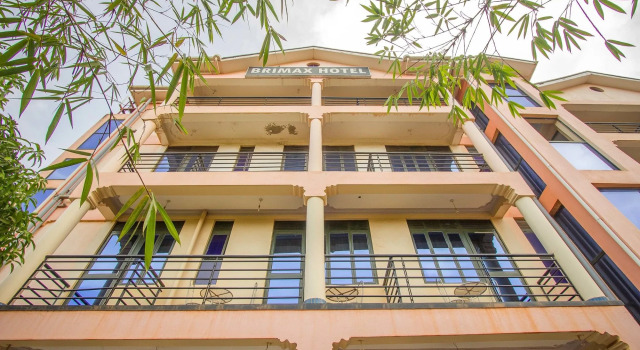 Brimax Hotel
