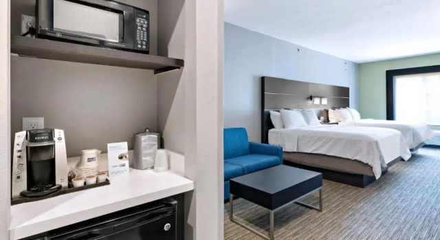 Двухместный люкс Holiday Inn Express Hotel & Suites Kilgore by IHG