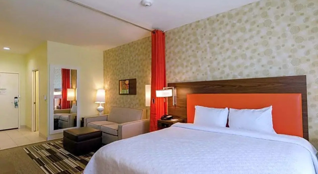 Двухместная Hearing accessible Studio suite Home2 Suites by Hilton Portland