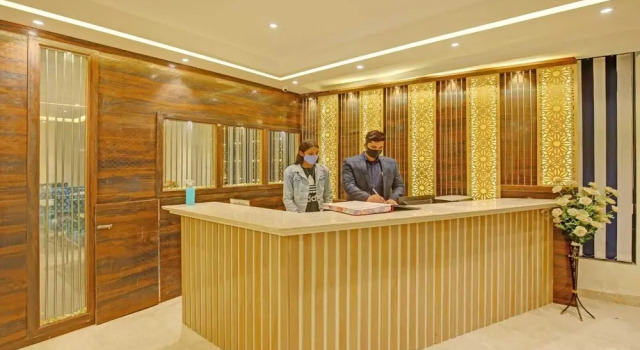 Hotel E Suites