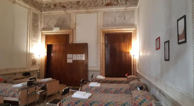 Foresteria Valdese Venezia, Забронировать Отель Отели Венеции с завтраком, рядом с Старые Прокурации, Завтраки
