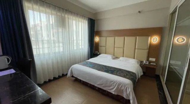 Люкс Foshan Convergence Fashion Hotel