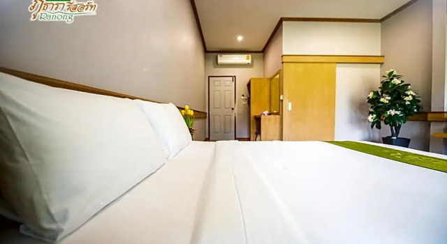 Двухместный номер Standard Phutara Resort Ranong