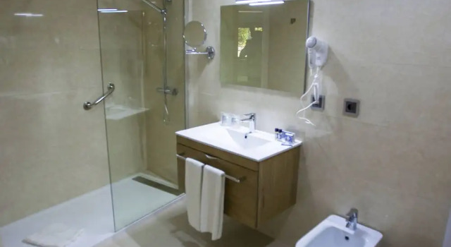 Люкс Deluxe с балконом Hotel Fafense