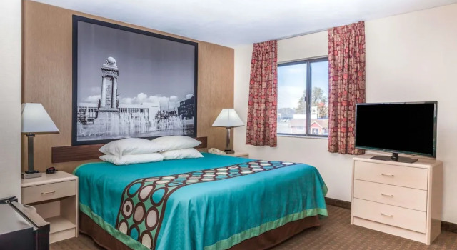 Двухместный люкс Super 8 by Wyndham Liverpool/Clay/Syracuse Area