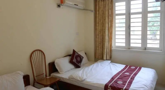 Simple Hostel