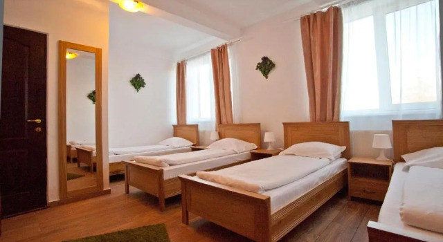 Четырёхместный номер Standard Pension Club Montana