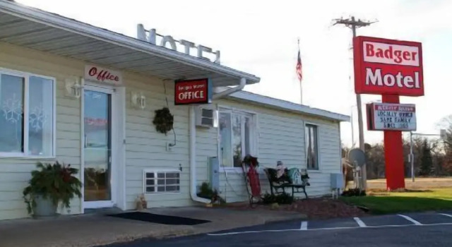 Badger Motel, Prenota Motel Lake Hallie Wisconsin