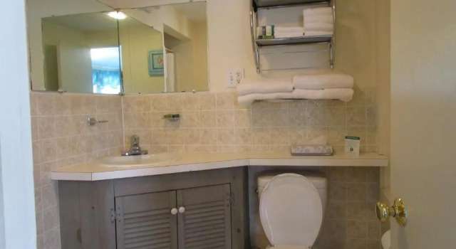 Двухместный номер Standard Shea's Riverside Inn & Motel