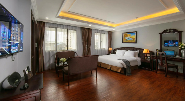 Полулюкс Halais Hotel
