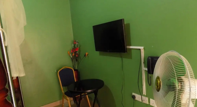 Standard double chambre Rates Motel Mbale