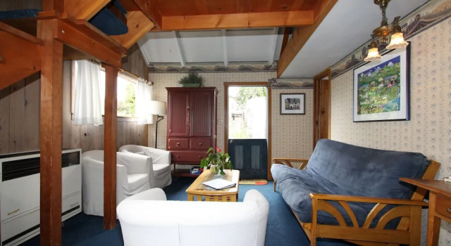 Семейное бунгало Seagull Inn Bed & Breakfast