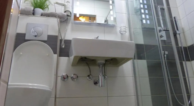 Camera Standard Hotel/Restaurant Balkan
