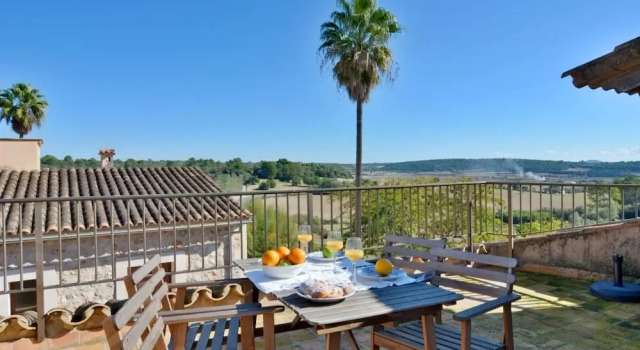 Вилла Mallorca town house with terrace 6pax