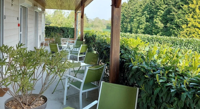 Двухместный номер Standard Logis Hôtel La Rosière----Situé entre BAYEUX et ARROMANCHES
