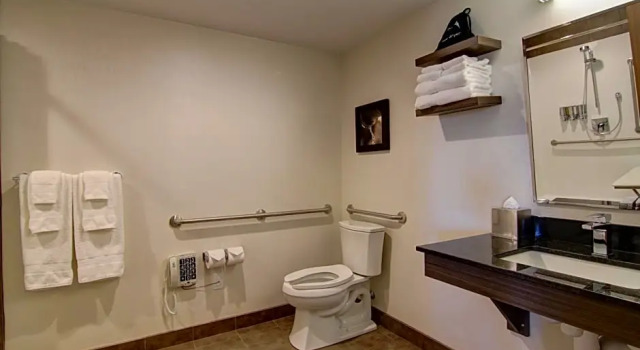 Люкс Canalta Hotel Kindersley