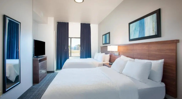 Двухместный люкс c 1 комнатой Staybridge Suites - Sioux Falls Southwest by IHG