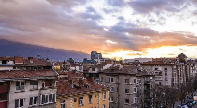 Cosy Top Floor Studio on Patriarh Evtimiy Blvd, Забронировать Отель Отели Софии 3 звезды, рядом с Королевский дворец, 3*