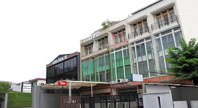 OYO 176 Near Cideng Virgo Residence, Prenota Hotel Gambir 