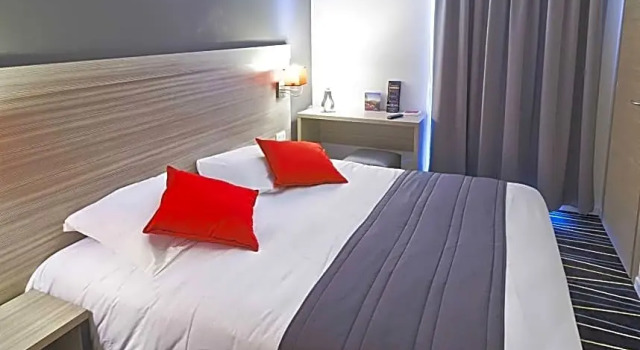 Номер Classic The Originals City, Marne-la-Vallée Est, Meaux ,GLASSY HOTEL