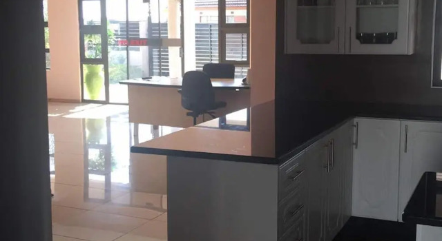 Eagle Suites Guest House
