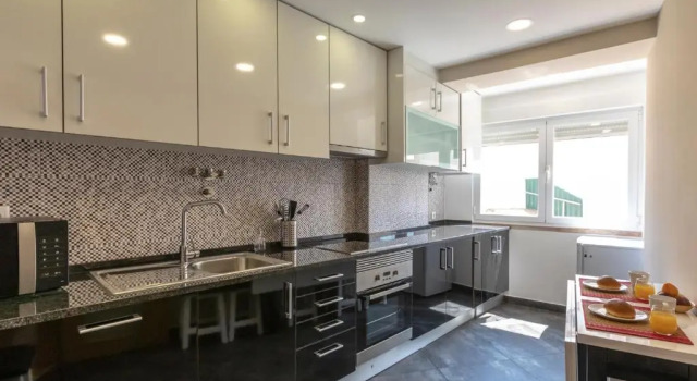 Апартаменты Campolide Lisbon Apartment