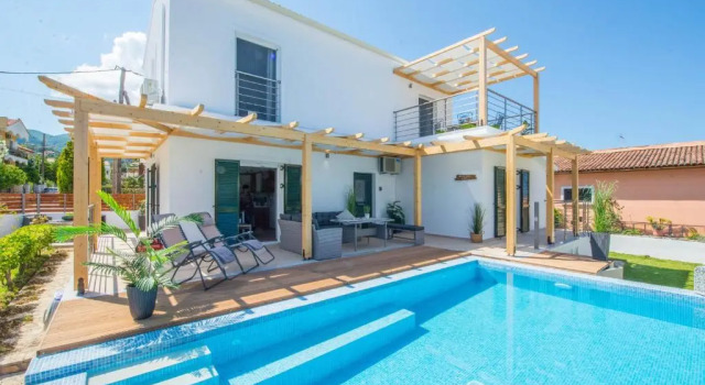 Вилла Superior Acharavi Beach Villa