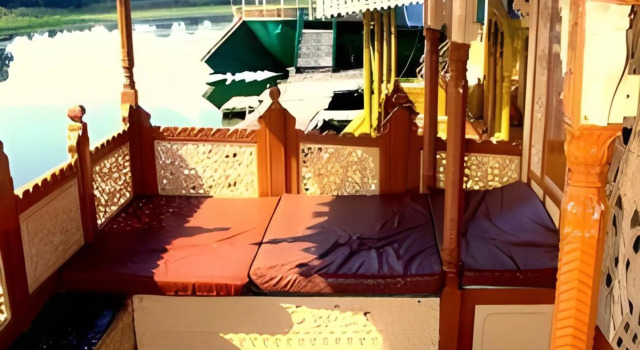 New Perfume Garden Group Of Houseboats, Забронировать Отель Сринагар Jammu & Kashmir Ski