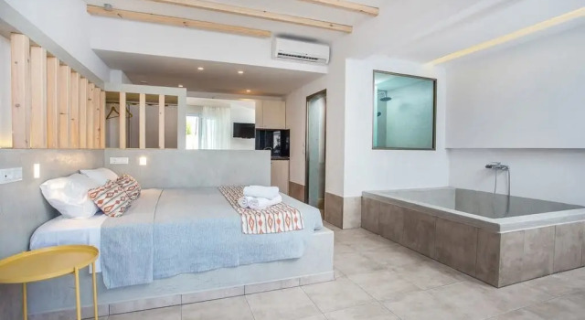 Alexander Studios & Suites - Adults Only