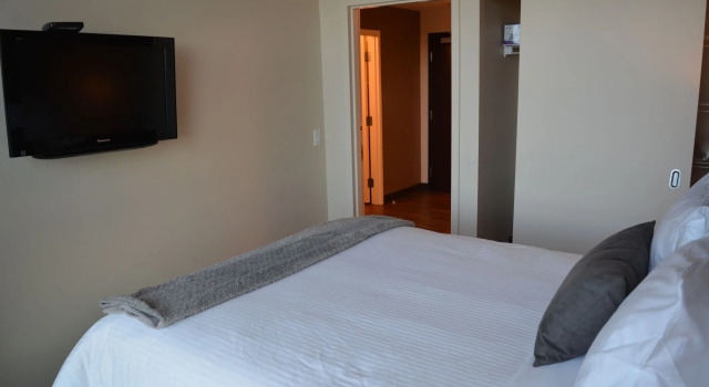 Sait, Book Hotel Beltline Calgary