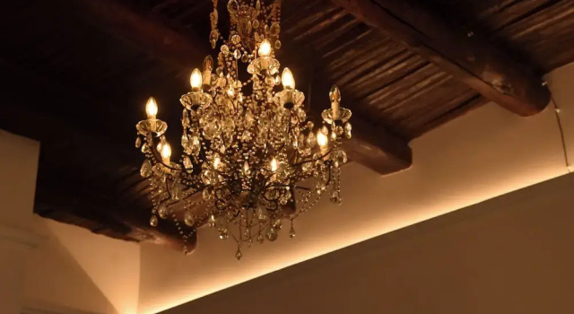 Centro Storico Rooms, Забронировать Гостевой дом Неаполь Кампания, рядом с Церковь Пио Монте делла Мизерикордия