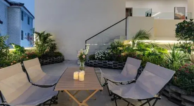 Rustlux LAN XUN · Snow Mountain View Garden Courtyard Designer Meisu, Забронировать Отель Отели Лицзян 3 звезды, рядом с Улица Сквер-стрит Древнего города Даянь, 3*